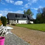 Le Domaine Des Tostes