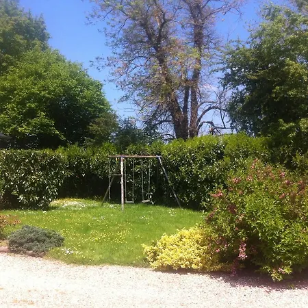 Le Domaine Des Tostes