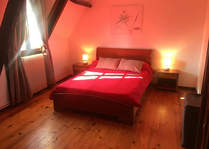 Le Domaine Des Tostes Feriehus *